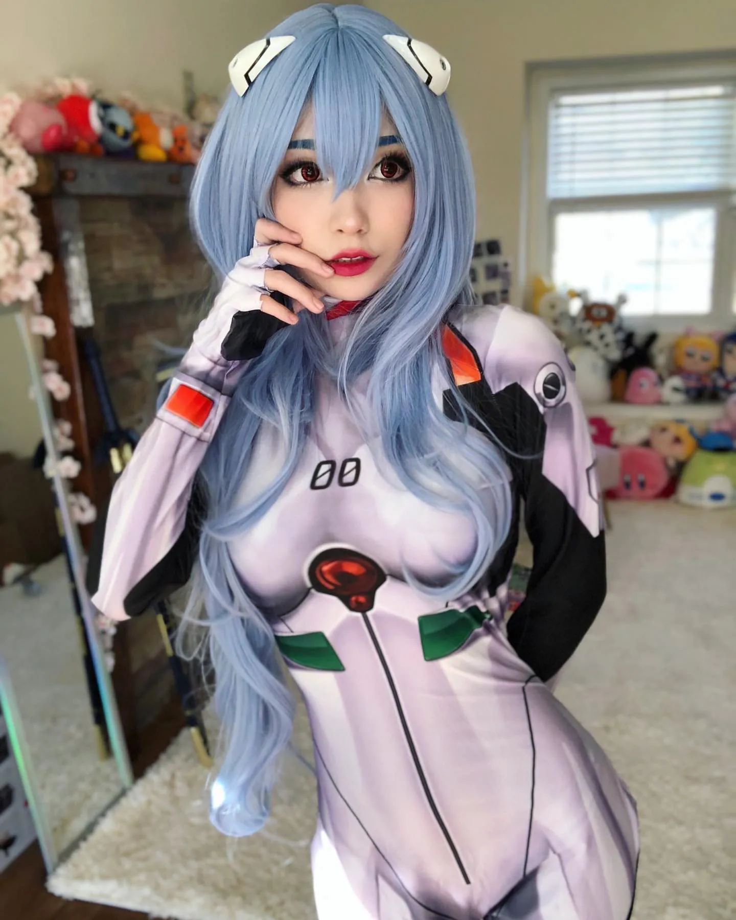 Emiru - emiru-hot-20.webp